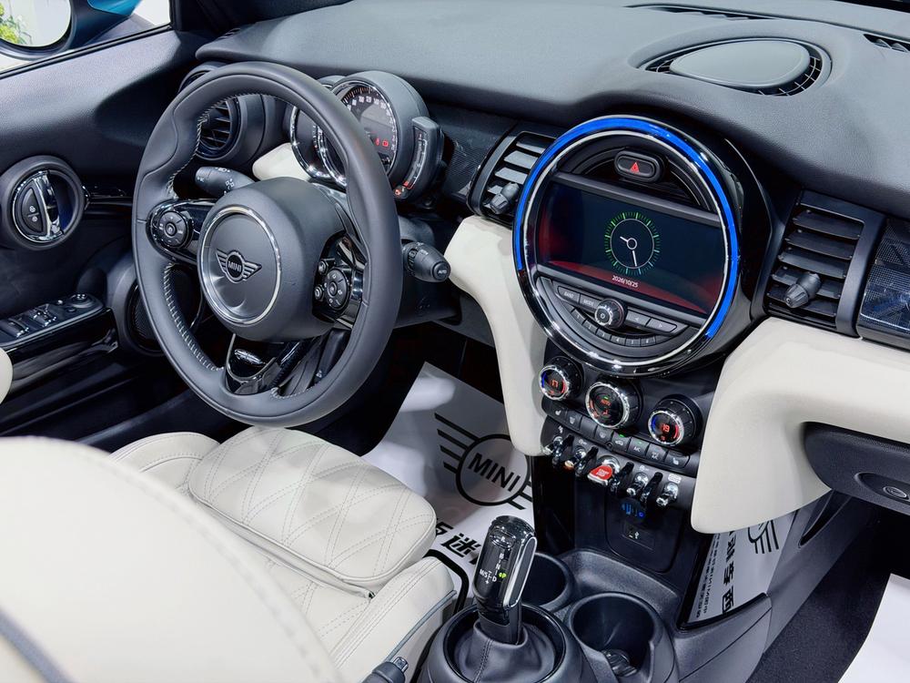 MINI MINI