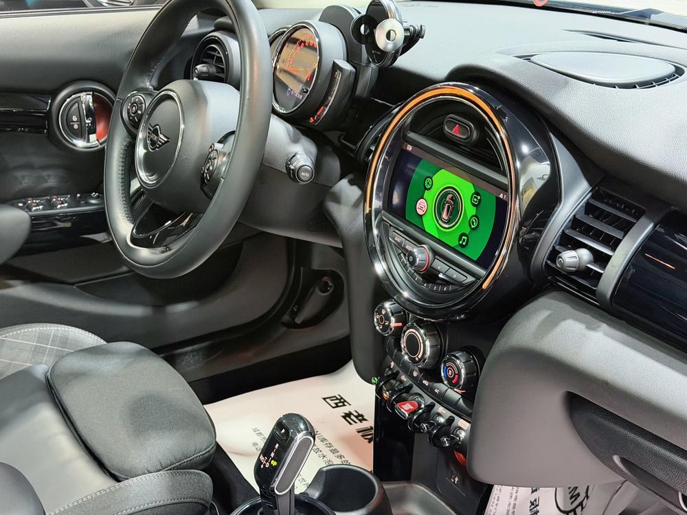 MINI MINI