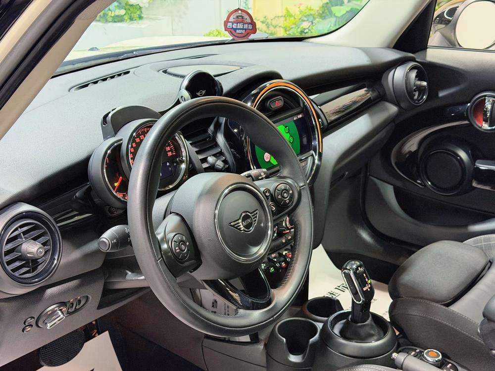 MINI MINI