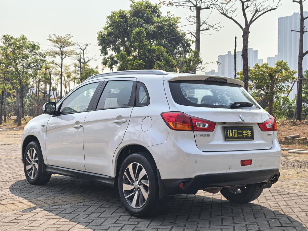 Mitsubishi ASX