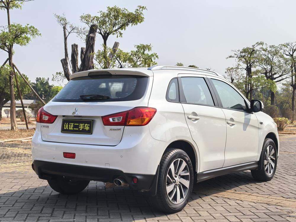 Mitsubishi ASX