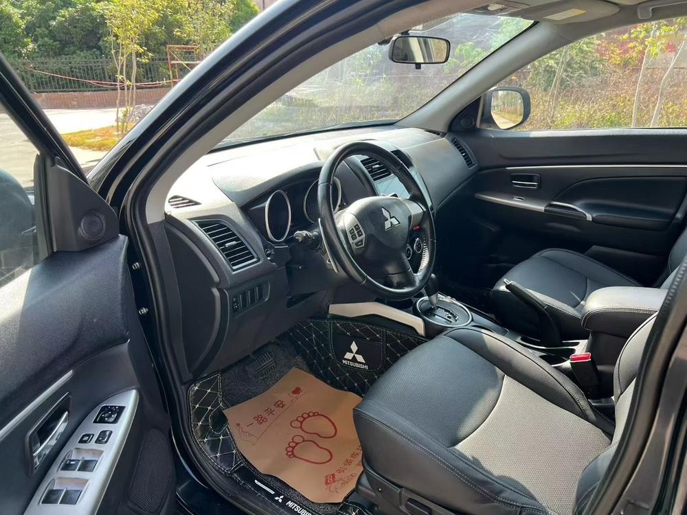 Mitsubishi ASX