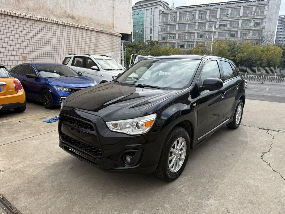 Mitsubishi ASX