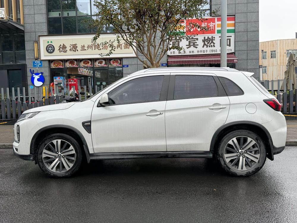 Mitsubishi ASX