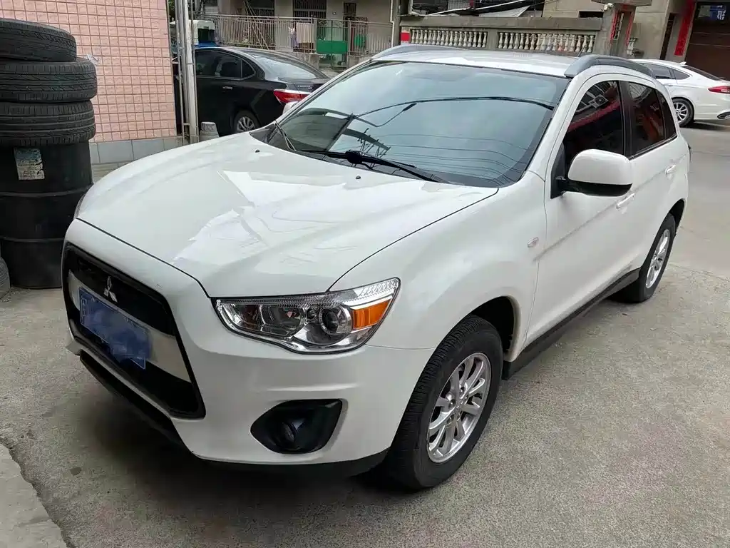Mitsubishi ASX