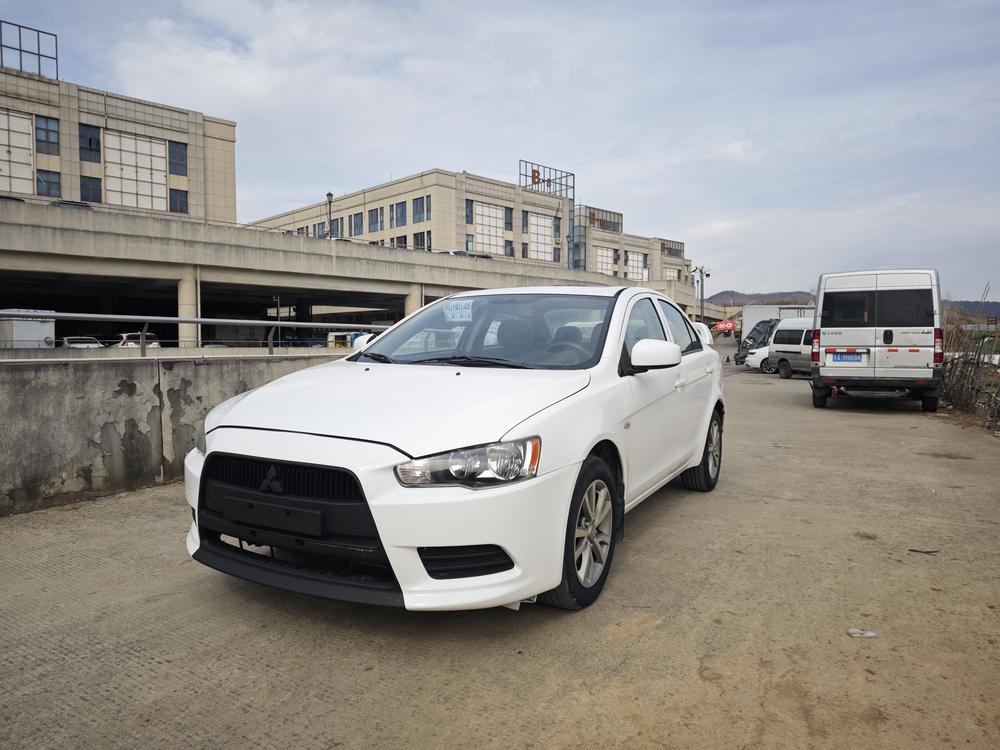 Mitsubishi Lancer EX