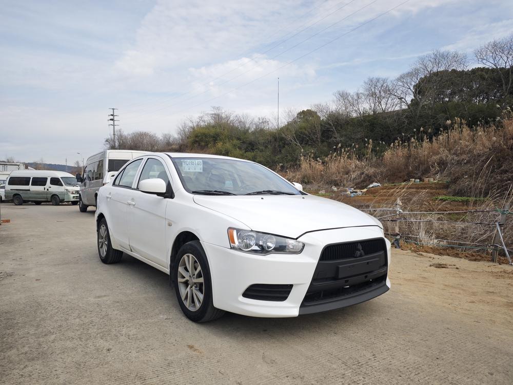 Mitsubishi Lancer EX
