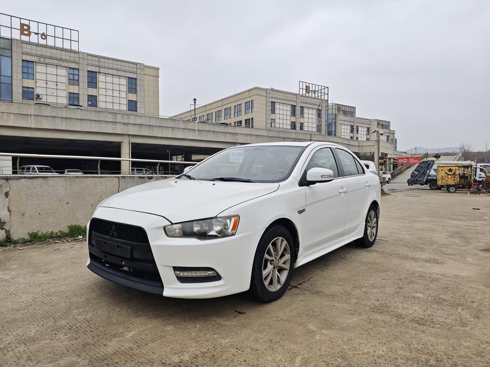 Mitsubishi Lancer EX