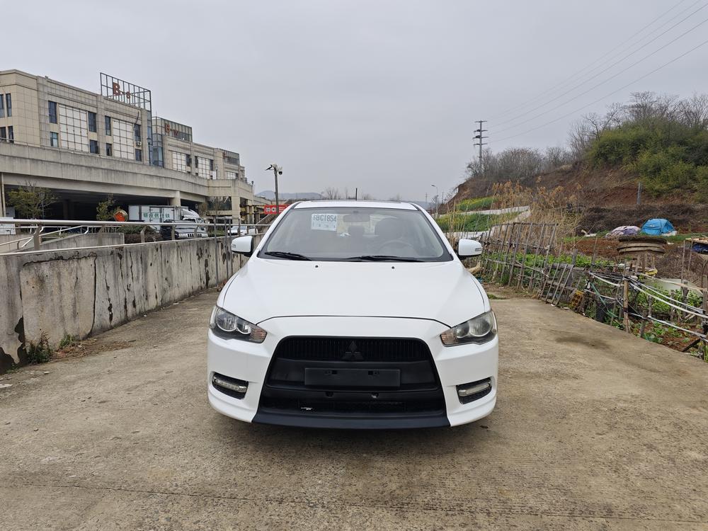 Mitsubishi Lancer EX