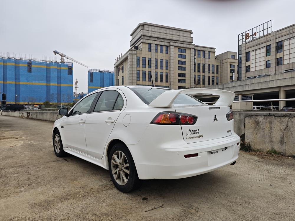 Mitsubishi Lancer EX