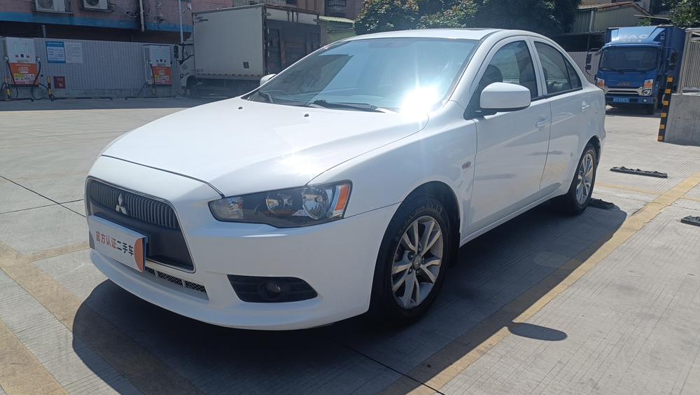 Mitsubishi Lancer EX