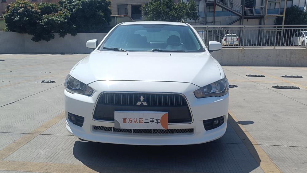 Mitsubishi Lancer EX