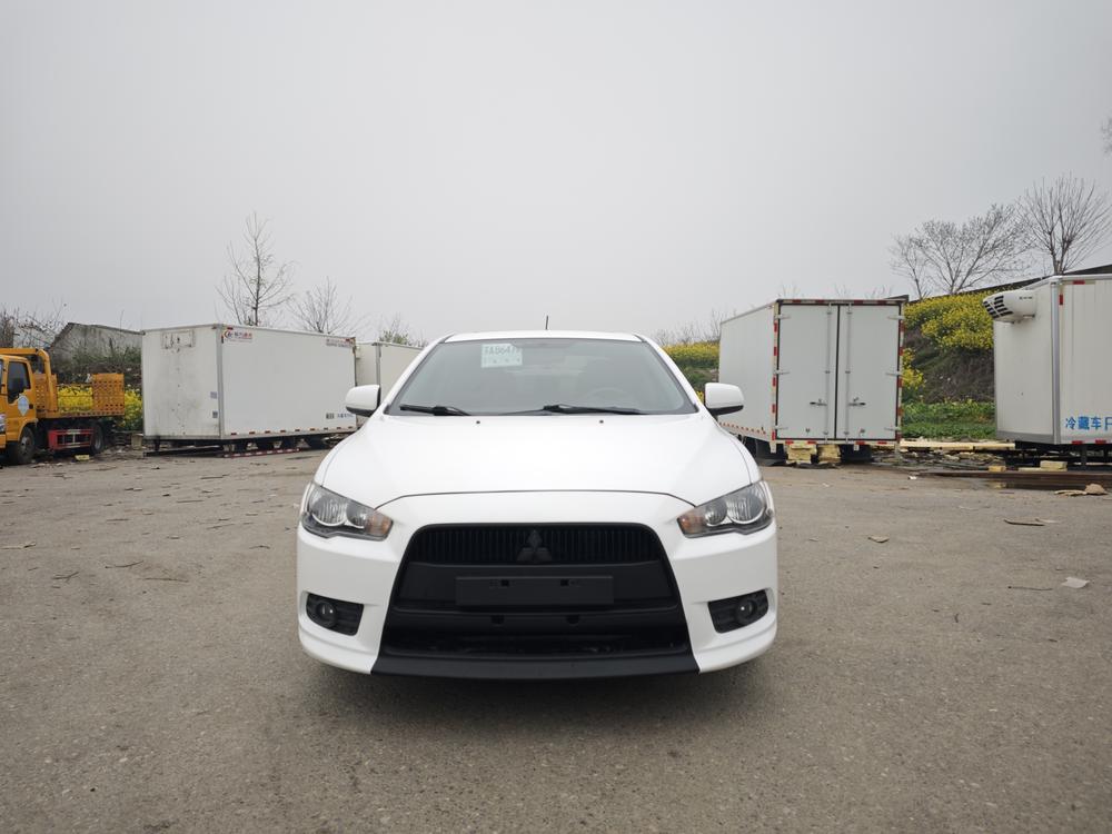 Mitsubishi Lancer EX