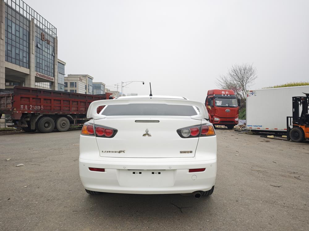Mitsubishi Lancer EX