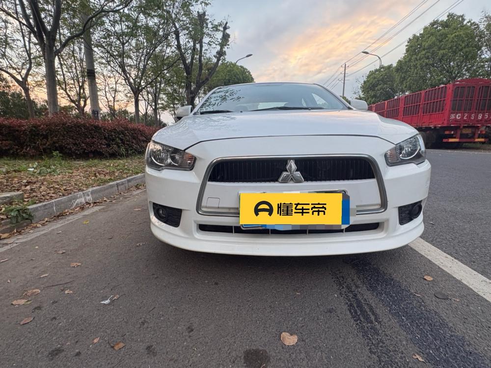 Mitsubishi Lancer EX
