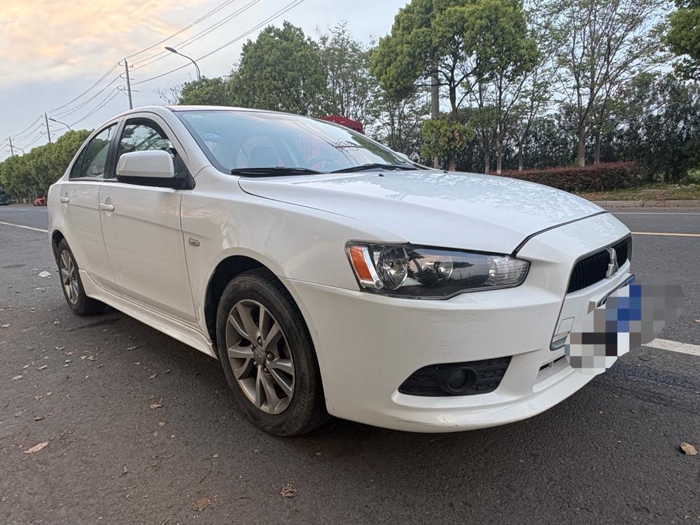 Mitsubishi Lancer EX