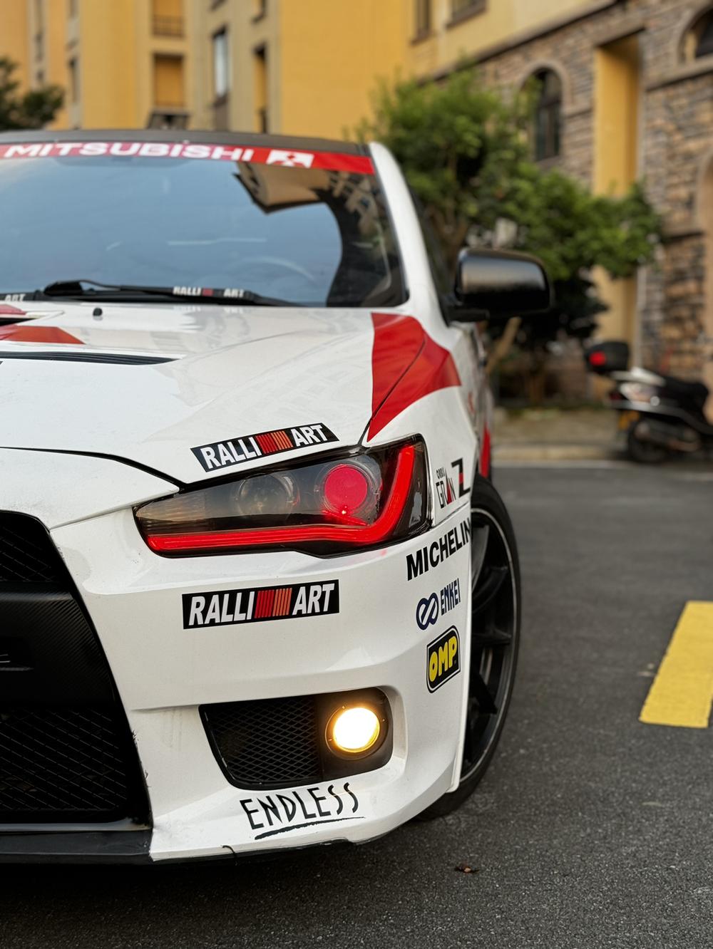 Mitsubishi Lancer EX