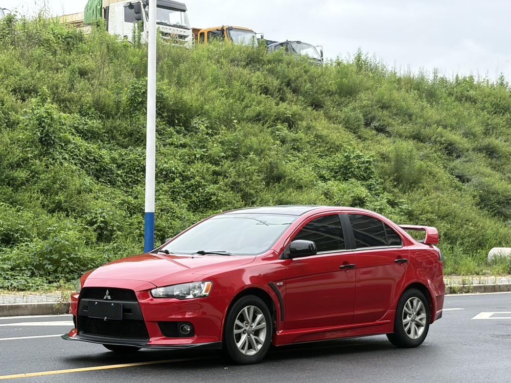 Mitsubishi Lancer EX