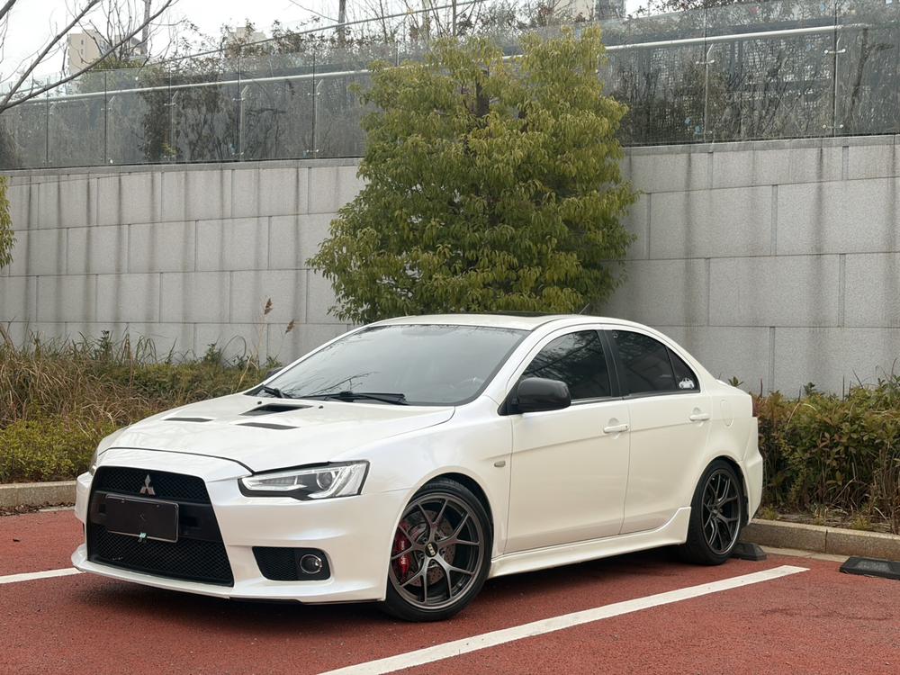 Mitsubishi Lancer EX