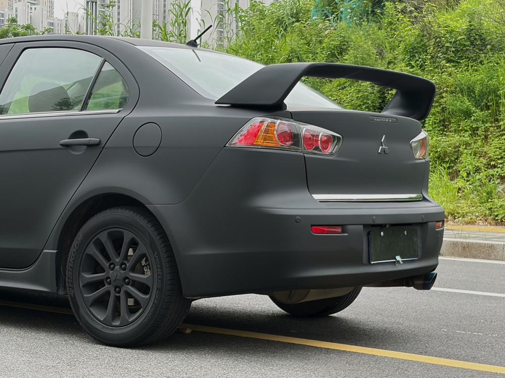 Mitsubishi Lancer EX