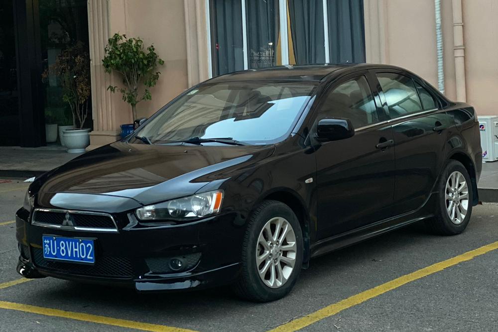 Mitsubishi Lancer EX
