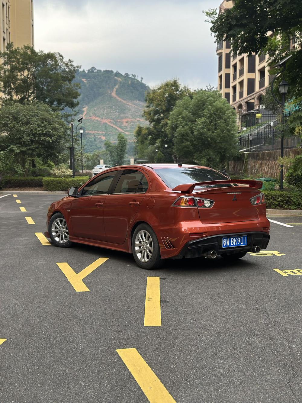 Mitsubishi Lancer EX