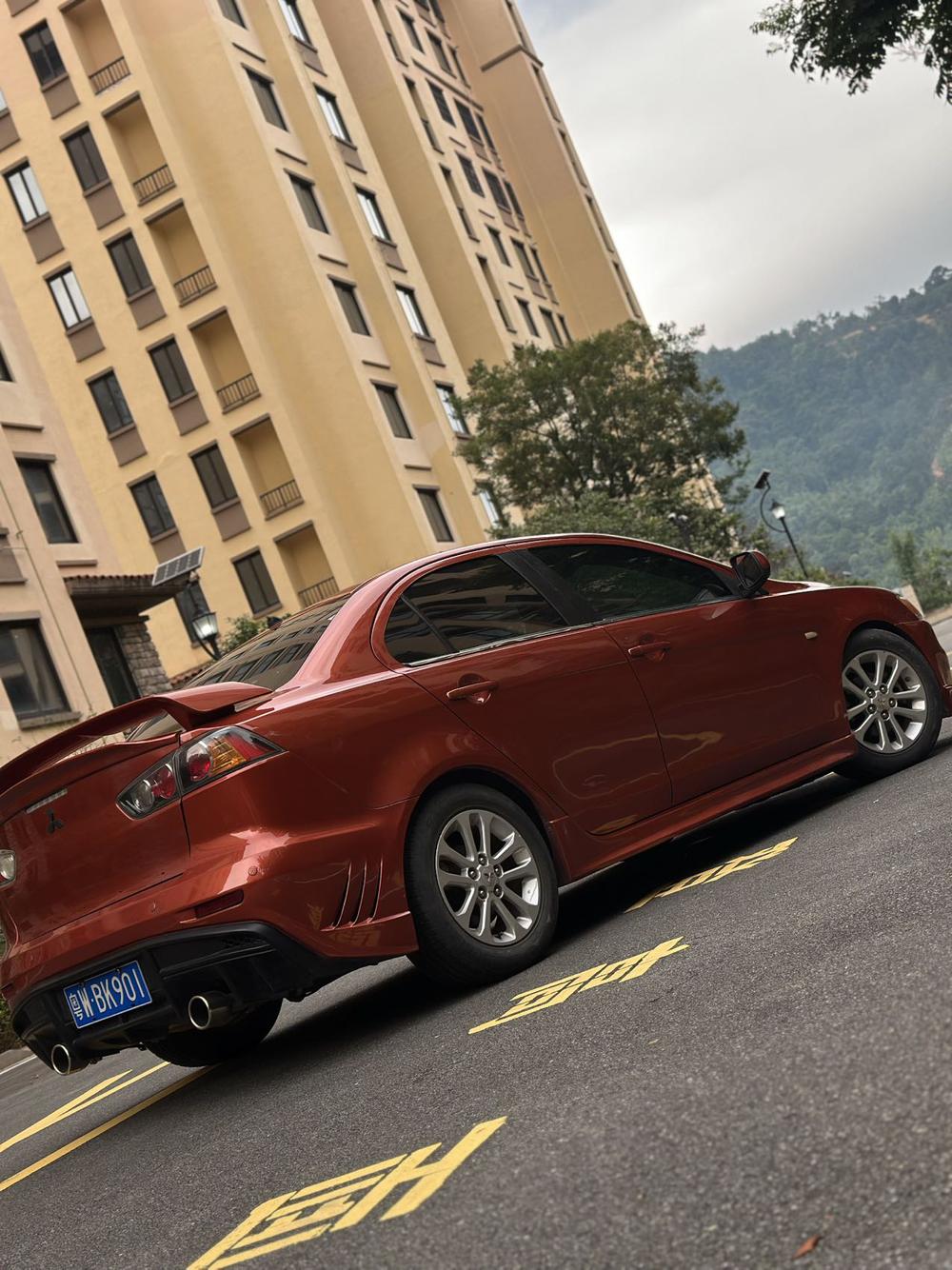 Mitsubishi Lancer EX