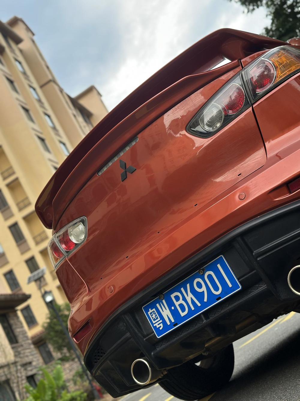 Mitsubishi Lancer EX