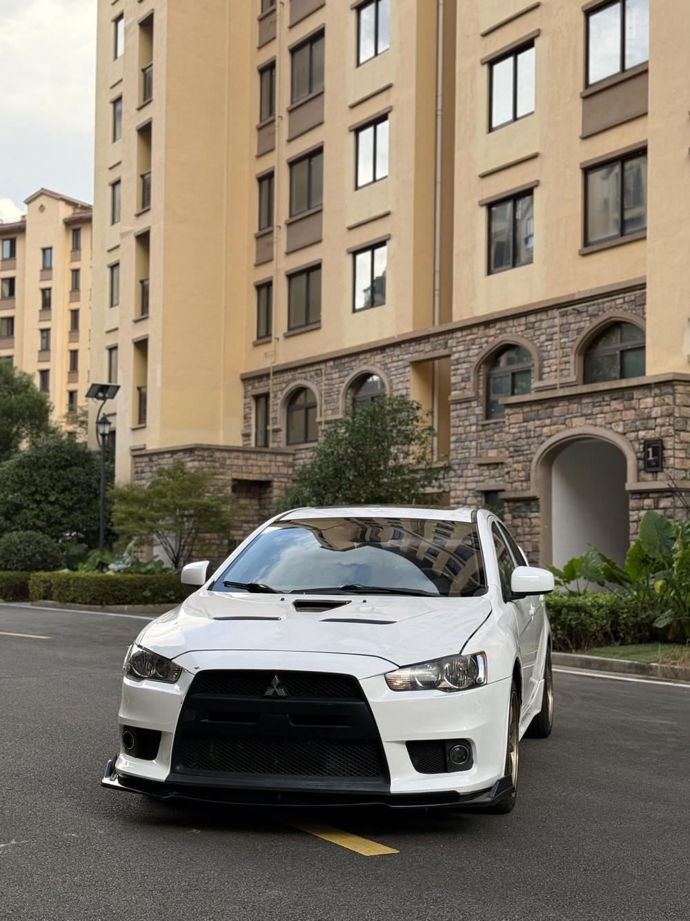 Mitsubishi Lancer EX