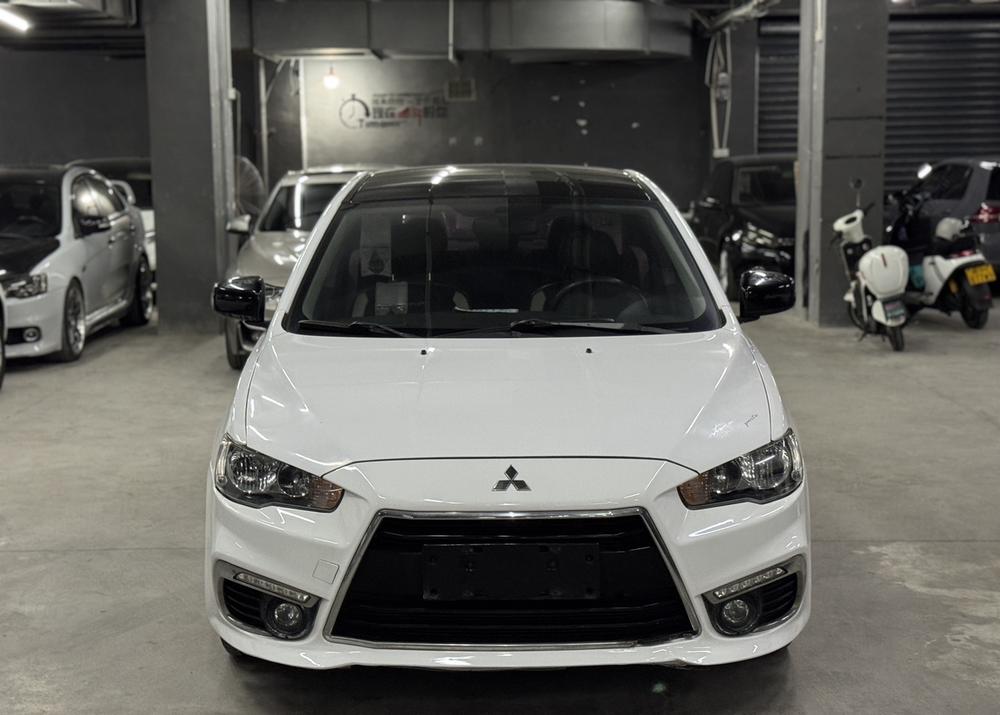 Mitsubishi Lancer EX