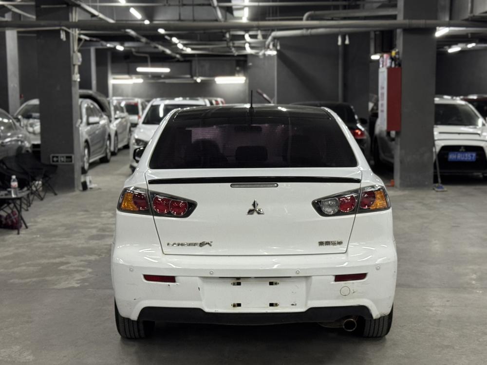 Mitsubishi Lancer EX