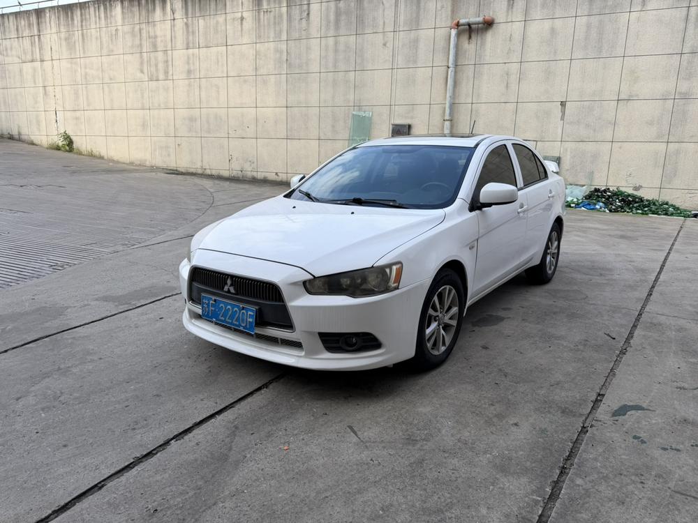 Mitsubishi Lancer EX