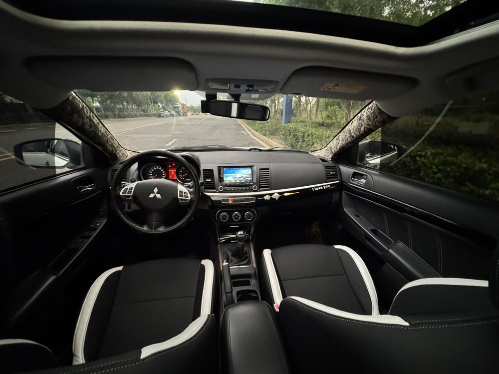 Mitsubishi Lancer EX