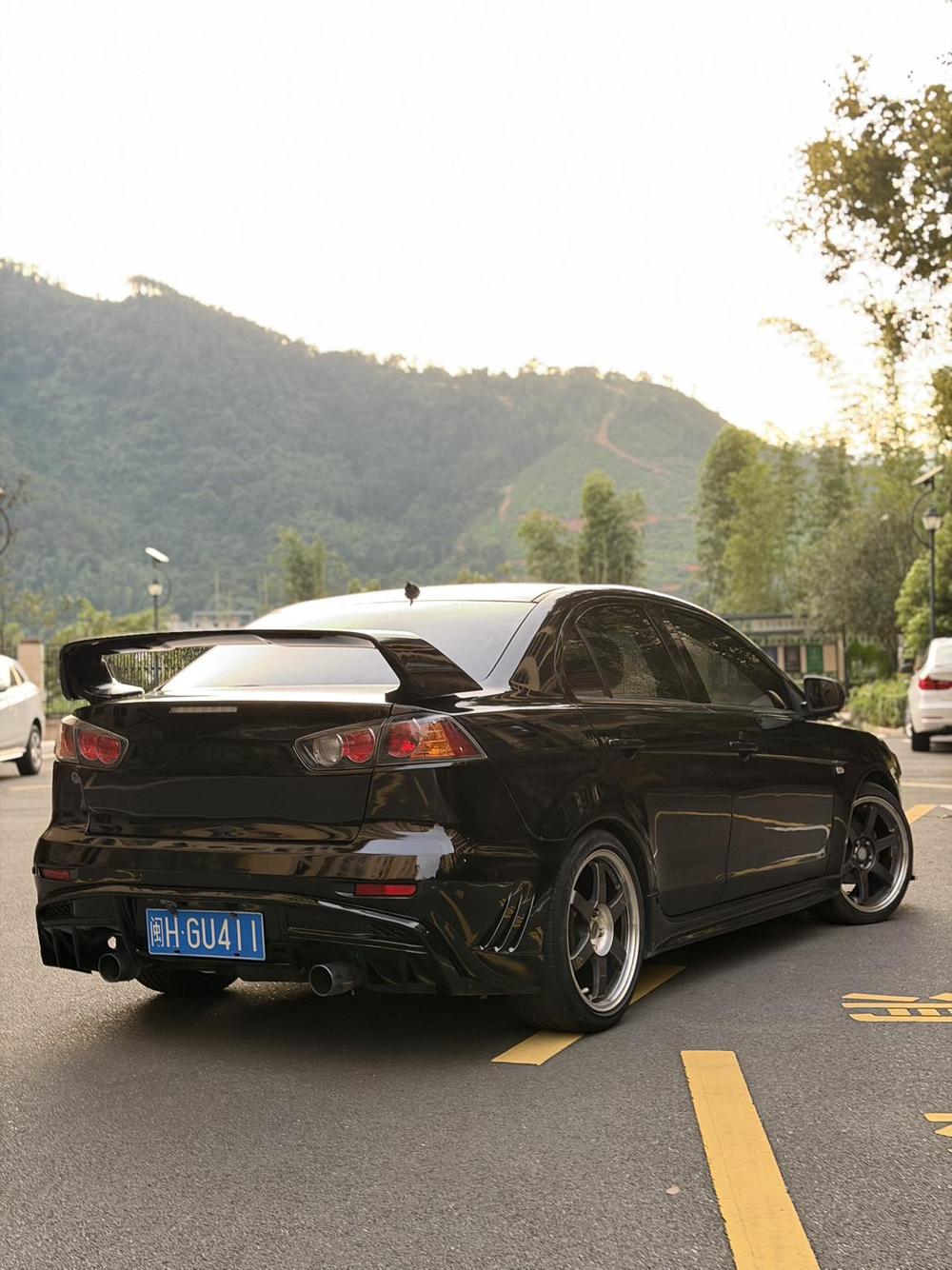 Mitsubishi Lancer EX