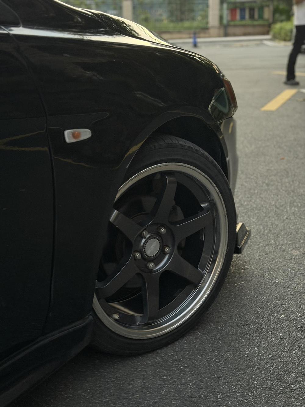 Mitsubishi Lancer EX