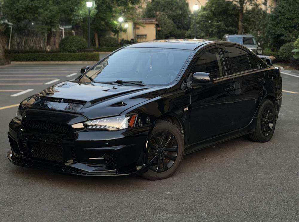 Mitsubishi Lancer EX