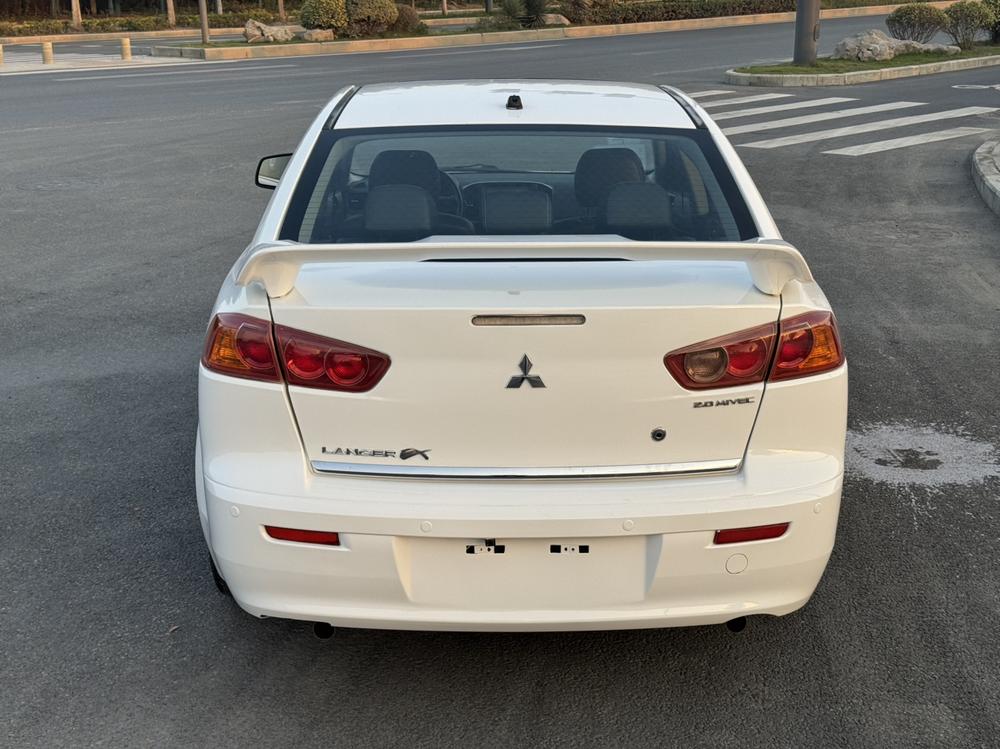 Mitsubishi Lancer EX