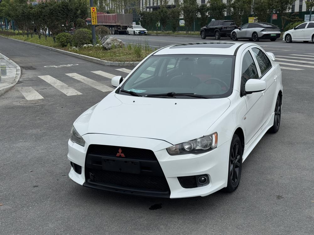 Mitsubishi Lancer EX