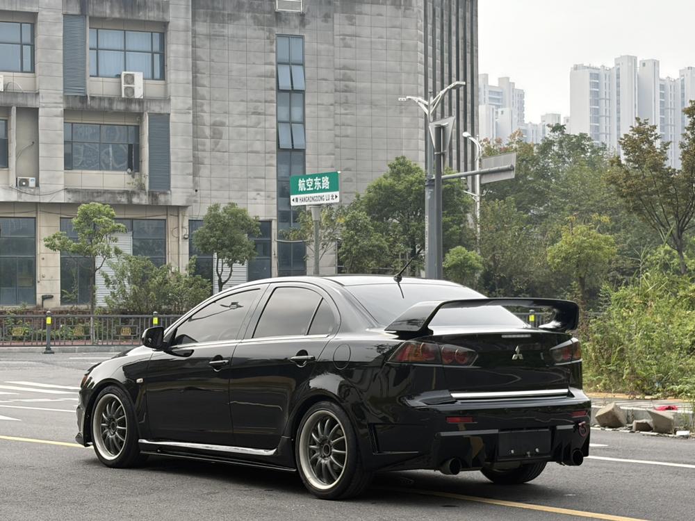 Mitsubishi Lancer EX