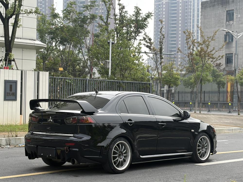 Mitsubishi Lancer EX