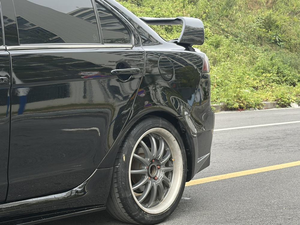Mitsubishi Lancer EX