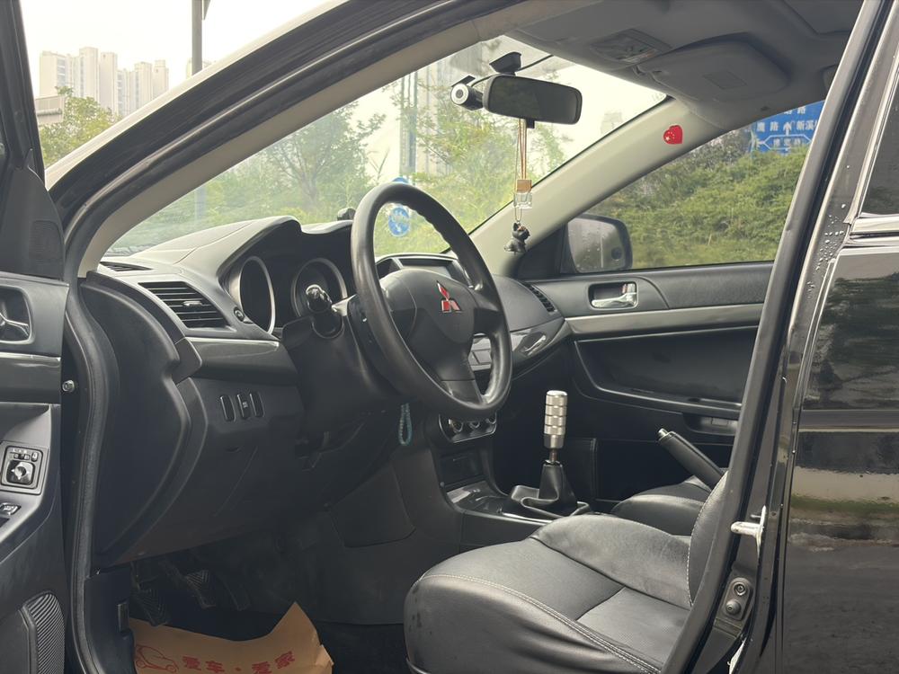 Mitsubishi Lancer EX
