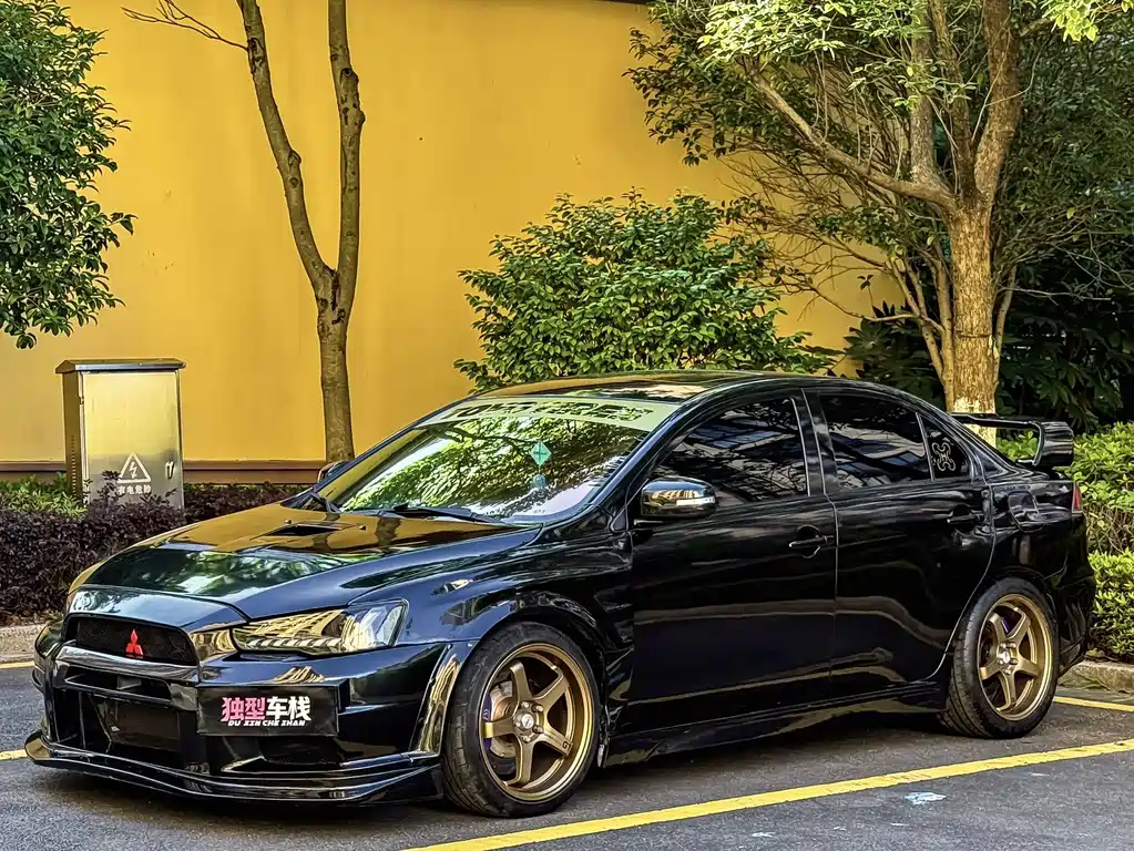 Mitsubishi Lancer EX