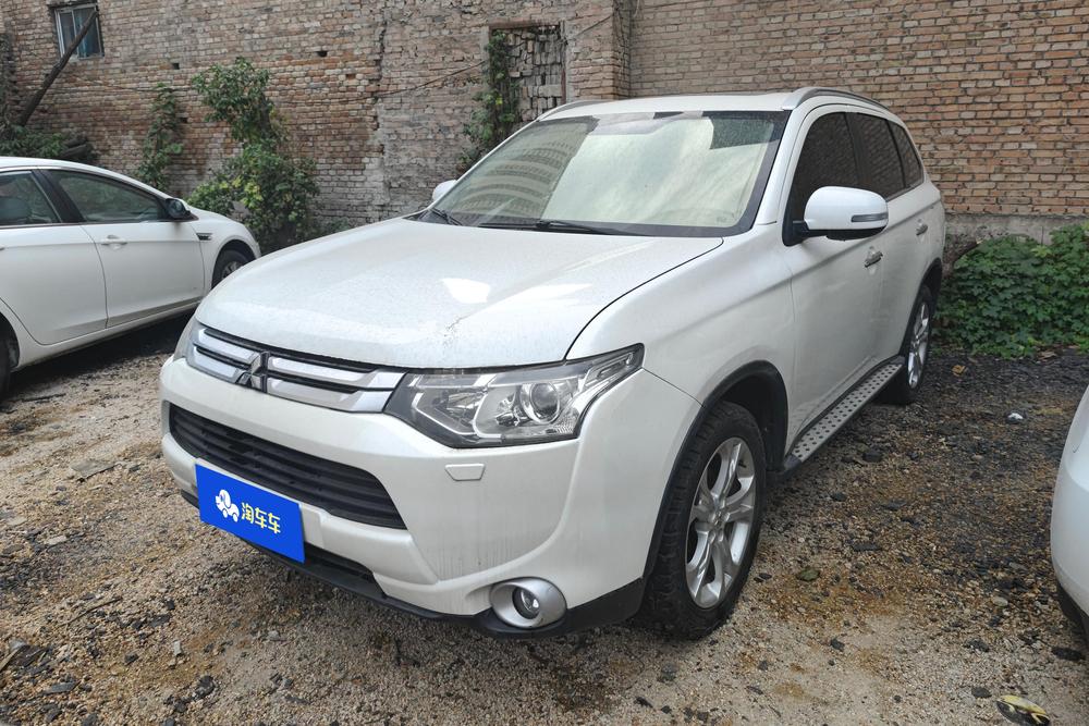 Mitsubishi Outlander (Import)