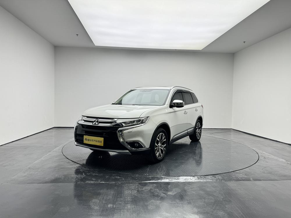 Mitsubishi Outlander (Import)