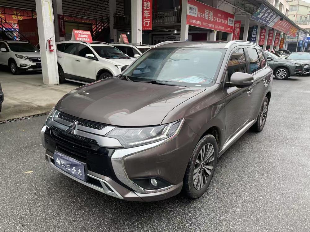 Mitsubishi Outlander