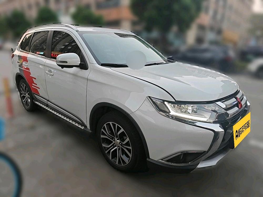 Mitsubishi Outlander