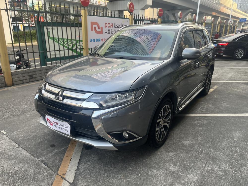 Mitsubishi Outlander