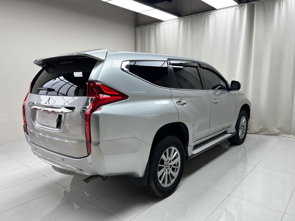 Mitsubishi Pajero Sport (Import)