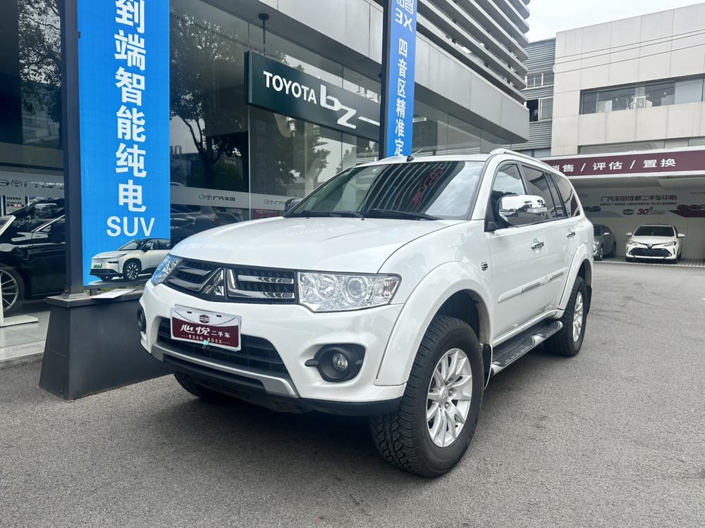 Mitsubishi Pajero Sport